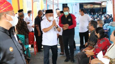 Bupati Lutim Melayat Meninggalnya Ketua Lembaga Adat Lemba Pamona Luwu