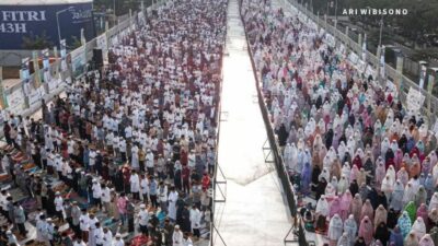 Begini Suasana Sholat Idul Fitri 1443 Hijriah di Jakarta International Stadium