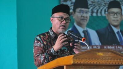 Lepas Jamaah Calon Haji, Budiman Juga Resmikan Aplikasi SEPEDA BESAR Kemenag Lutim