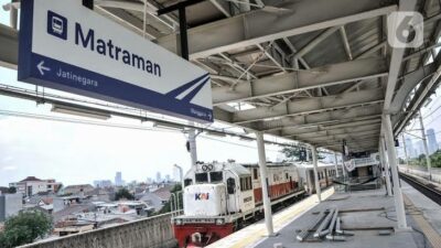 KAI Commuter Siapkan Stasiun Matraman untuk hadapi Lonjakan Perjalanan KRL Jabodetabek