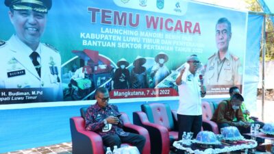 Launching Mandiri Benih Padi, Bupati Luwu Timur Serahkan Sejumlah Bantuan