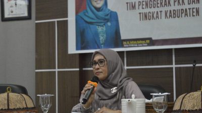 Sufriyati Ajak PKK dan DWP Perkenalkan Produk UMKM dan IKM Pada Lutim Expo 2022