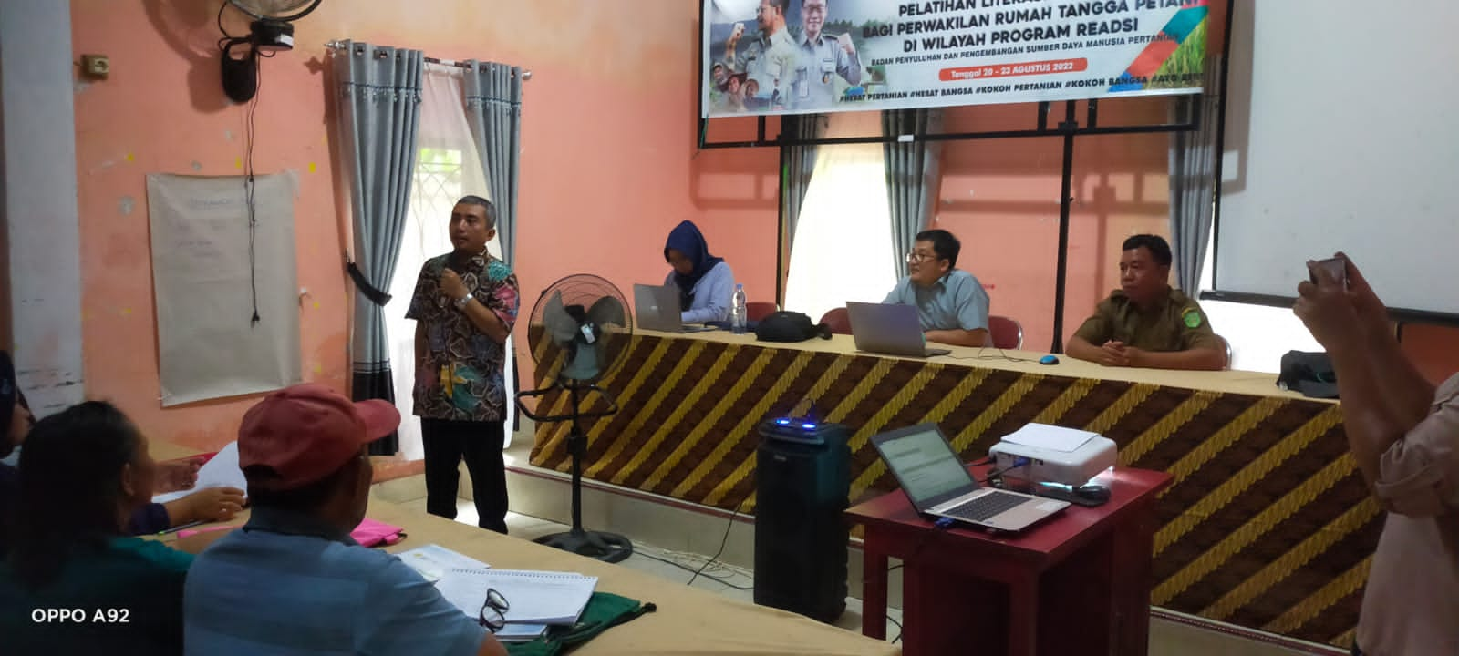 DPKP Lutim Gelar Pelatihan Literasi Keuangan Bagi Petani Penerima Manfaat Program READSI