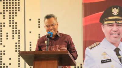 Bupati Budiman Paparkan Kebijakan Penanggulangan Kemiskinan Daerah dan Pemanfaatan Data P3KE Tahun 2021