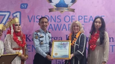 Indonesia Citizen Journalist Association Beri Penghargaan Visions of Peace Initiative