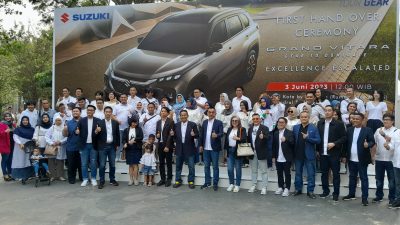 SIAP MENGASPAL DI INDONESIA, SUZUKI RESMI SERAHKAN UNIT PERDANA GRAND VITARA KEPADA KONSUMEN