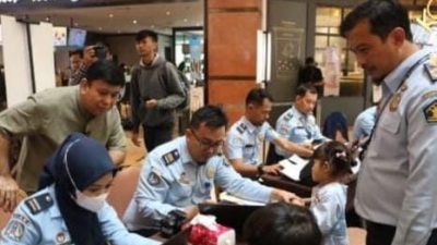 Eazy Passport Di Mal SKA Pekanbaru Diserbu Pemohon, Stafsus Menkumham Fajar Lase Ingatkan Jangan Salah Gunakan Paspor