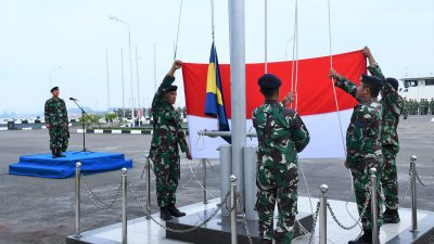 Lantamal I Laksanakan Upacara Bendera Tujuh Belasan di Lapangan Apel Maki