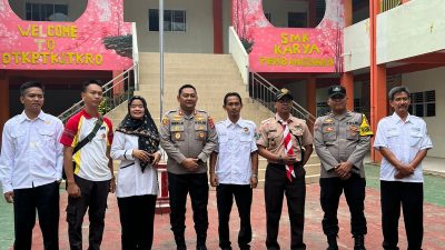 Wakapolresta Tangerang Menjadi Pembina Upacara Di SMK Karya Pembangunan