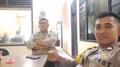 Aipda Topik Lubis Kasium Dan Brigadir Ristyanto PG, Piket Jaga Tahanan, Isi Buku Mutasi Tahanan, Berjalan Dengan Aman