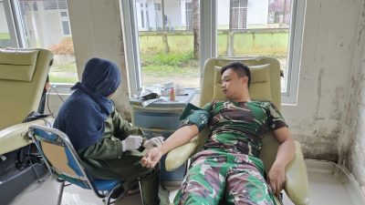 Gerak Cepat, Pangkalan TNI AL Simeulue Tanggapi Kebutuhan Darurat Darah Untuk Pasien Operasi