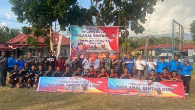 Danlanal Bintan Resmi Buka Turnamen Bola Voli Danlanal Cup I Dalam Rangka HUT Ke-78 Kemerdekaan Republik Indonesia