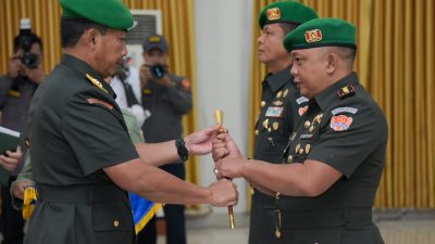 Kapushubad Pimpin Sertijab Komandan Pusat Pendidikan Perhubungan