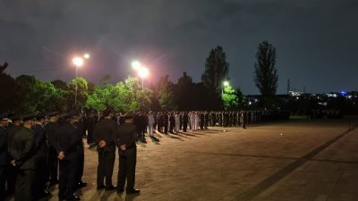 Komandan Lanal Bandung Hadiri Apel Kehormatan dan Renungan Suci HUT Ke-78 Kemerdekaan Republik Indonesia Di TMPN Cikutra