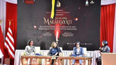 Komandan Lanal Bandung Moderator Bincang Sejarah Acara Pagelaran Dharma Teater Jalasena Laksamana Malahayati