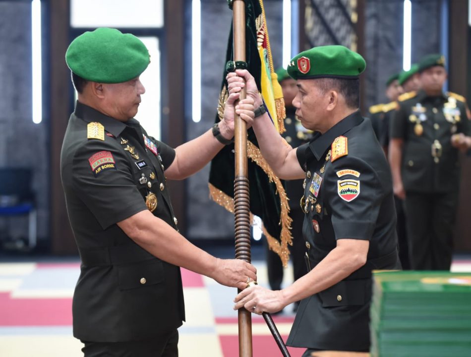 14 Jabatan Strategis TNI AD Diserahterimakan