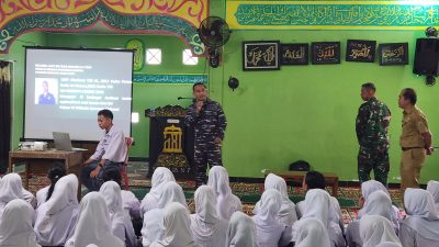 Sosialisasi Pembelajaran Revolusioner Dengan Memaksimalkan Potensi Otak Bagi Siswa Siswi SMAN 7 Kota Bengkulu Oleh Paban VI Spotmaral