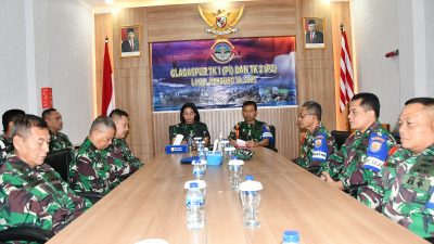 Komandan Lanal Bandung Resmi Buka Uji Glagaspur Pangkalan P1 dan P2 di Pangkalan TNI AL Bandung