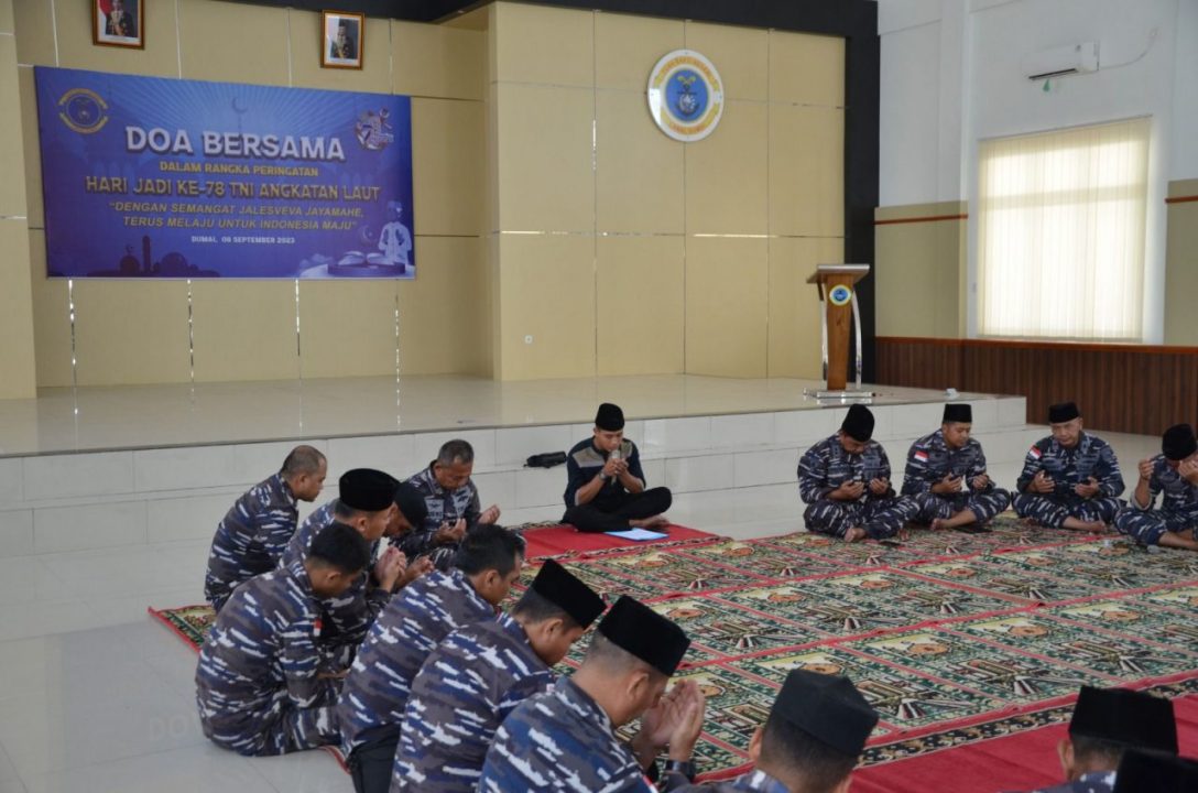 Lanal Dumai Laksanakan Doa Bersama Menyambut HUT TNI Angkatan Laut Ke-78